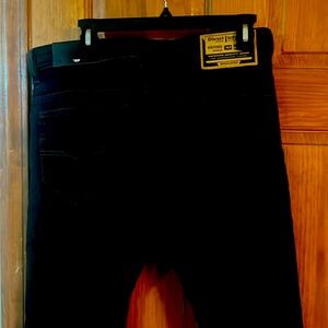 New Diesel Thommer-R Mens Jeans Slim Fit Waist Slim Leg 33/32 $195 NWT